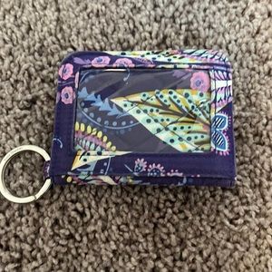 Vera card holder